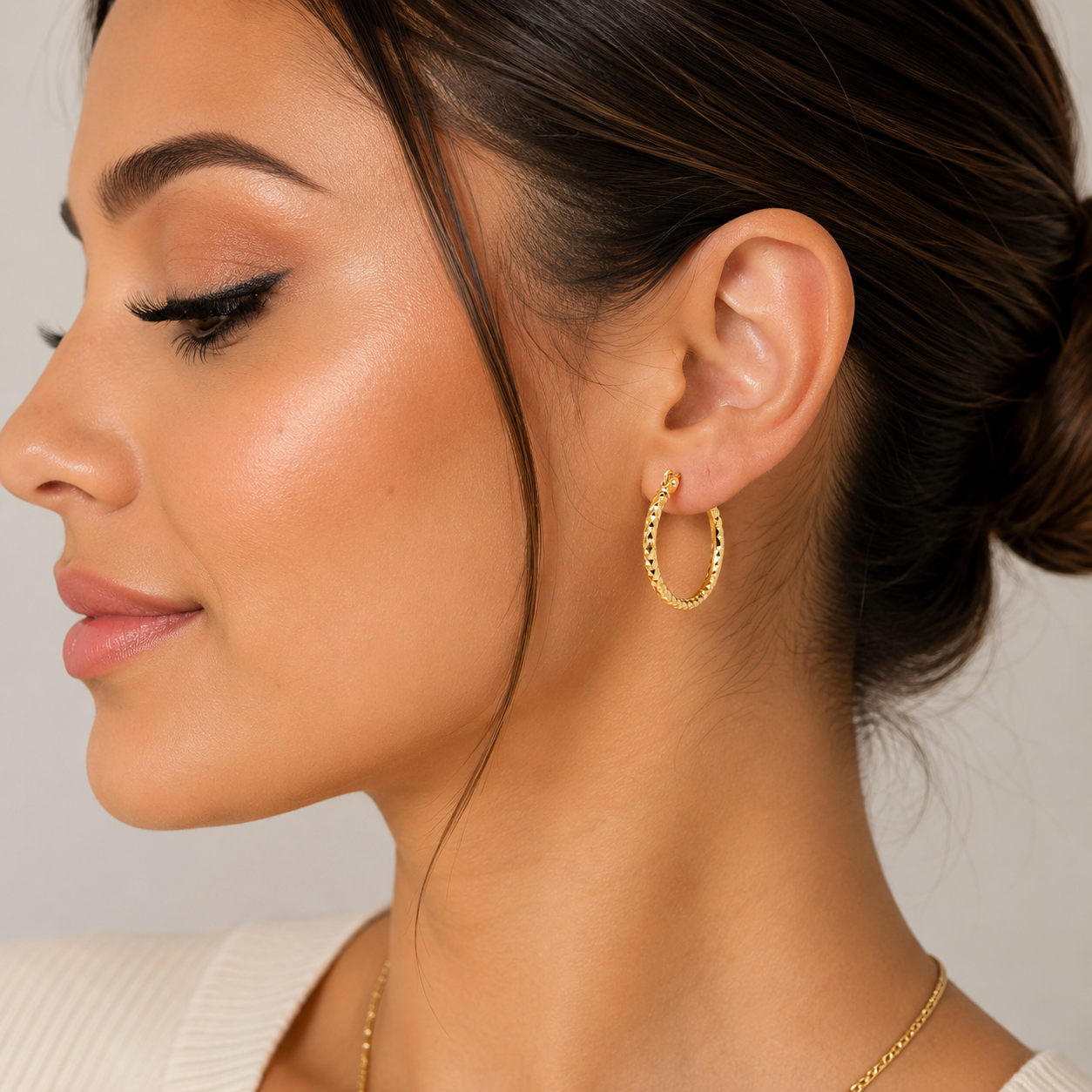 10K Yellow Gold Diamond Cut Round Hoops Earrings