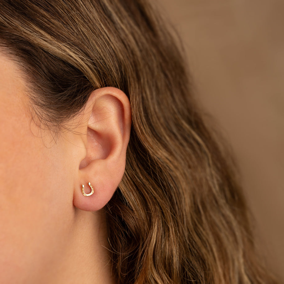 14K Gold Horseshoe Earrings