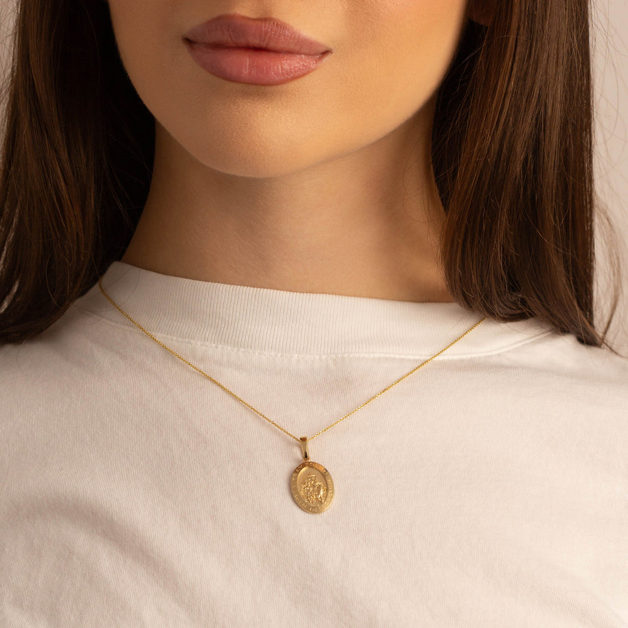 Yellow Gold Patron Saint Virgin del Carmen Oval Medallion Pendant Necklace