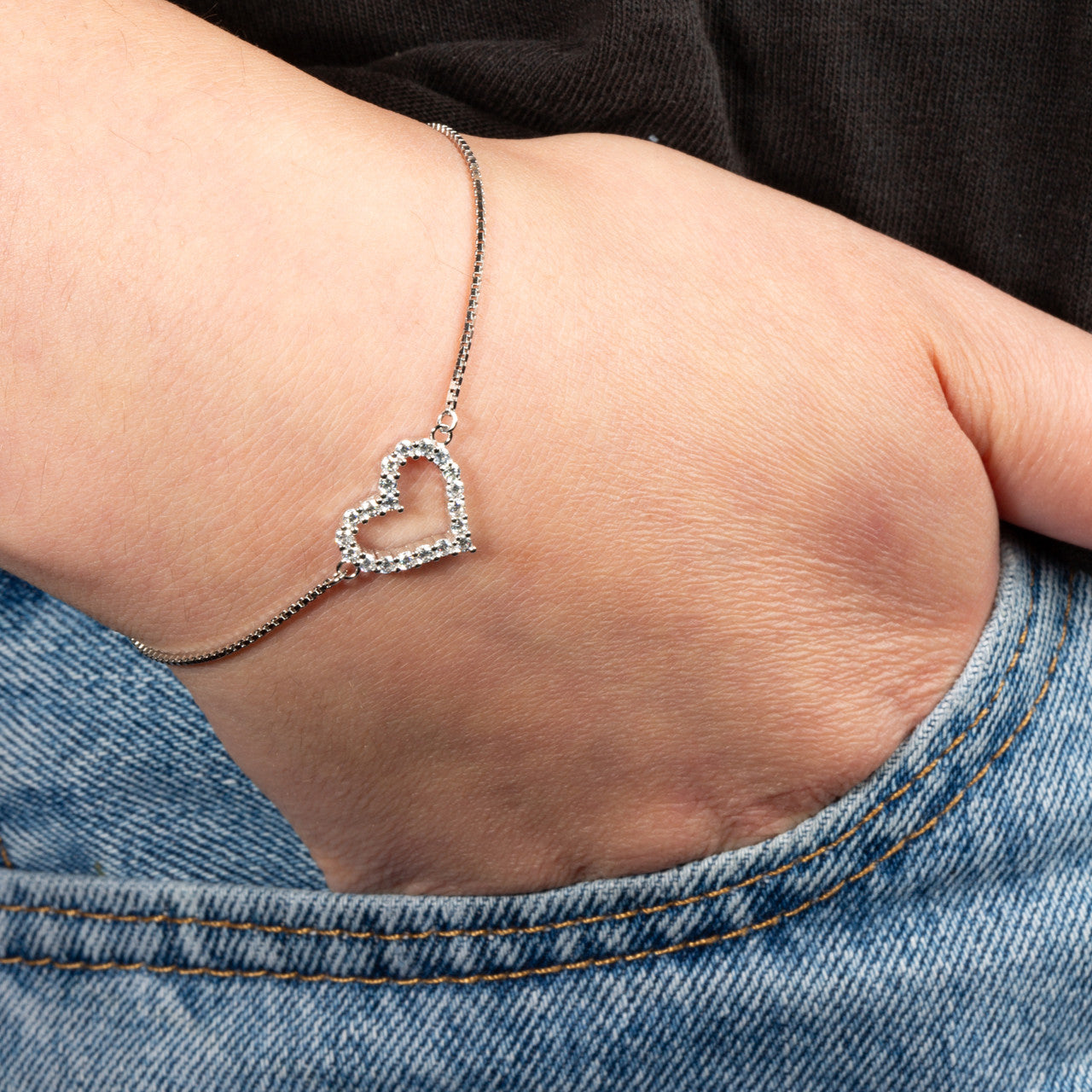 .925 Sterling Silver Adjustable Studded Heart Beaded Lariat Bracelet