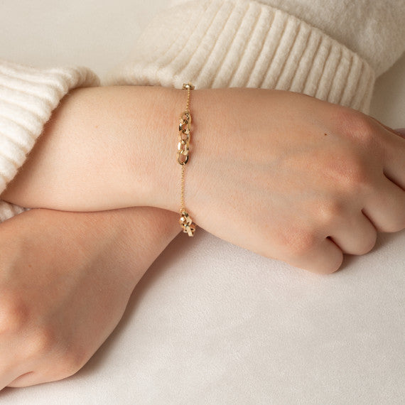 14K Yellow Gold Circle Chain Link Love Knot Eternity Bracelet 7