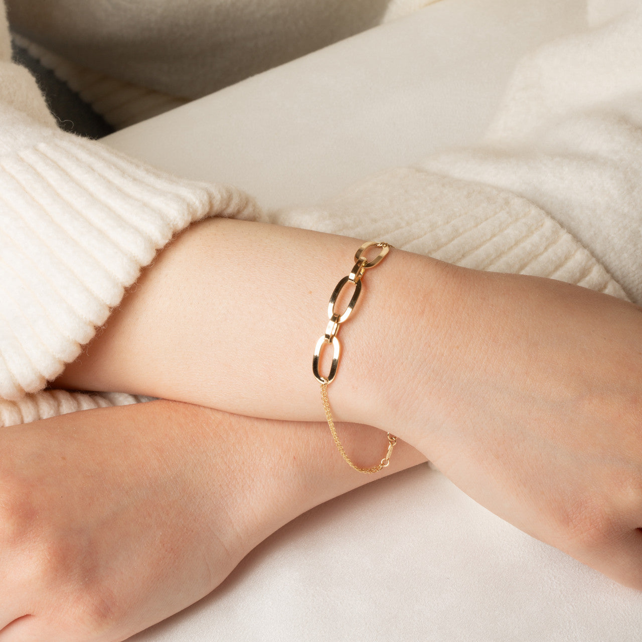 14K Yellow Gold Oval Chain Link Eternity Bracelet 7