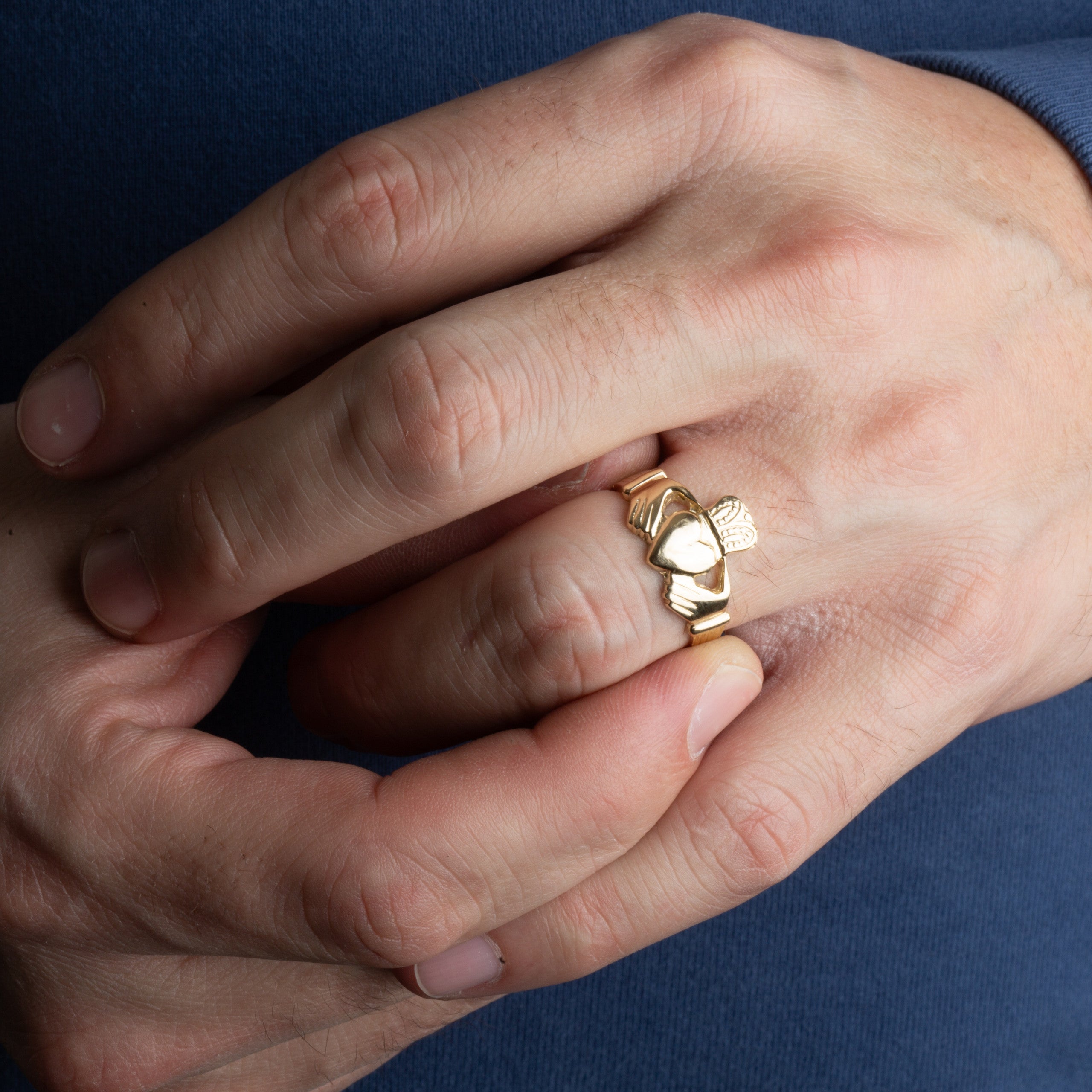 Gold Men's Traditional Claddagh Ring (Available in Yellow/Rose/White Gold)
