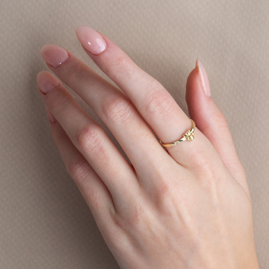 Gold Bumble Bee Ring (Available in Yellow/Rose/White Gold)