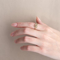 Gold Dragonfly Daisy Flower Nature Ring (Available in Yellow/Rose/White Gold)