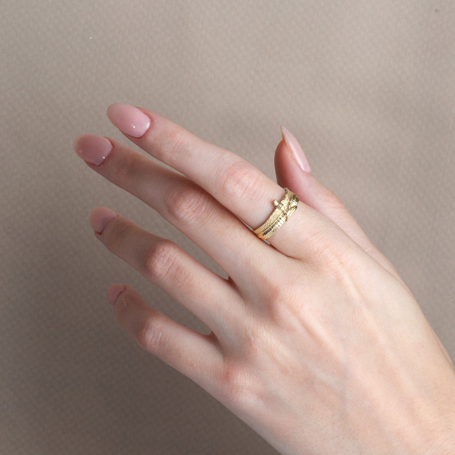 Gold Egyptian Goddess Isis Textured Band Ring (Available in Yellow/Rose/White Gold)
