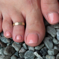 Gold Woman's Timeless Greek Key Toe Ring (Available in Yellow/Rose/White Gold)