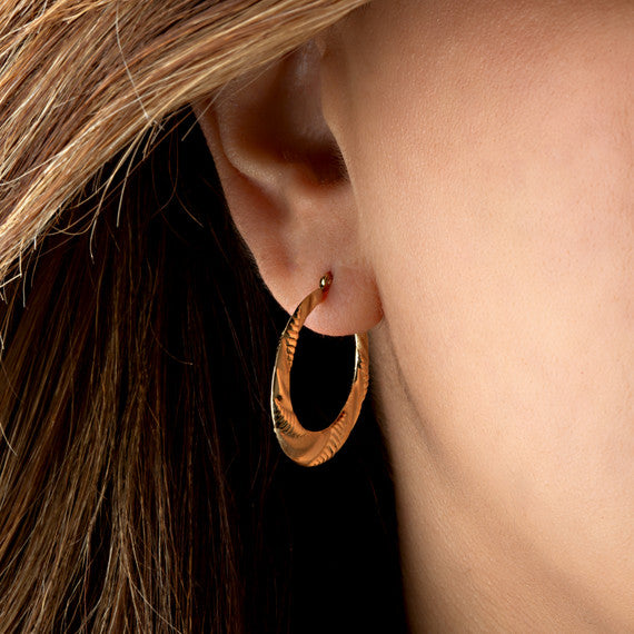 14K Yellow Gold Diamond Cut Ribbed Hoop Earrings