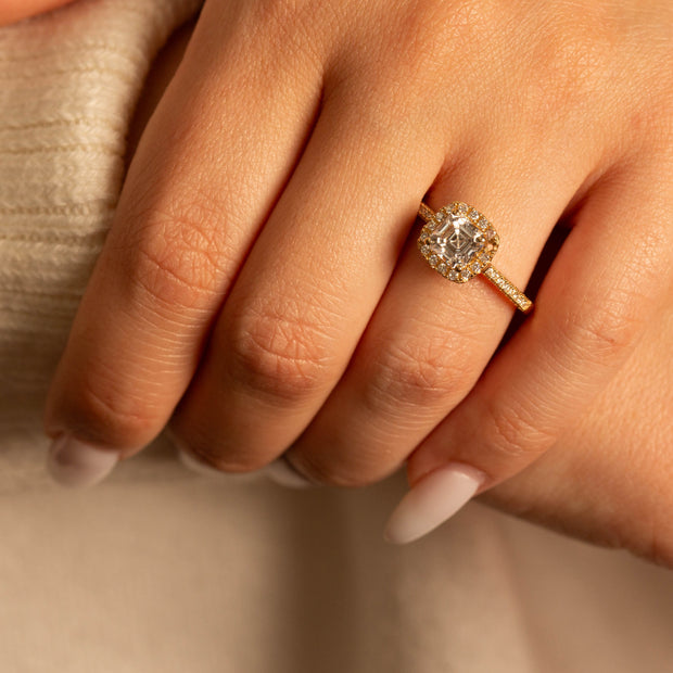 14k Gold Princess Cut Lab Grown Diamond Halo Engagement Ring