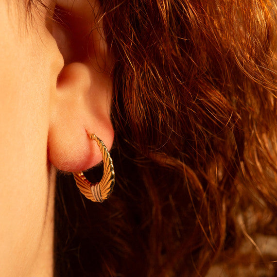 14K Two-Tone Gold Ribbed Hoop Earrings