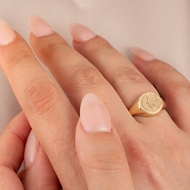 Gold Moon Face Celestial Stars Signet Ring (Available in Yellow/Rose/White Gold)