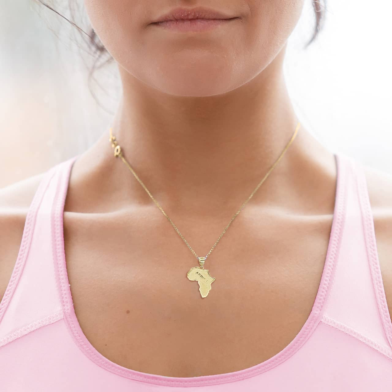 Gold Africa Map Outline Pendant Necklace (Available in Yellow/Rose/White Gold)