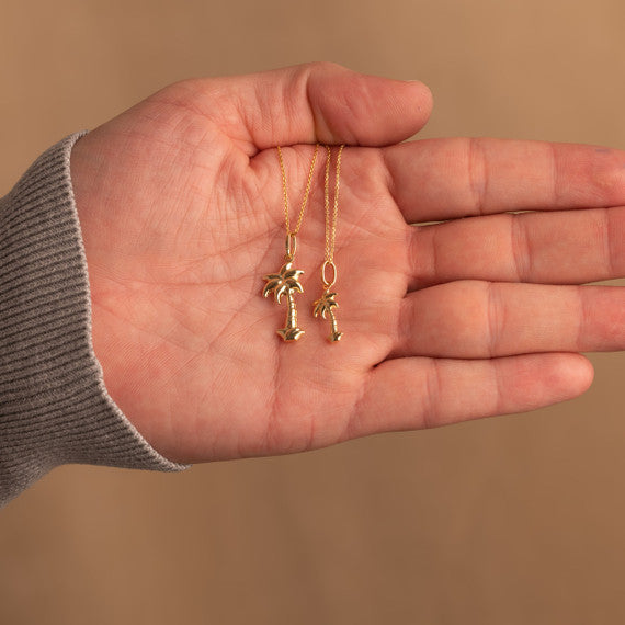 14K Gold Palm Tree Necklace (S/L)
