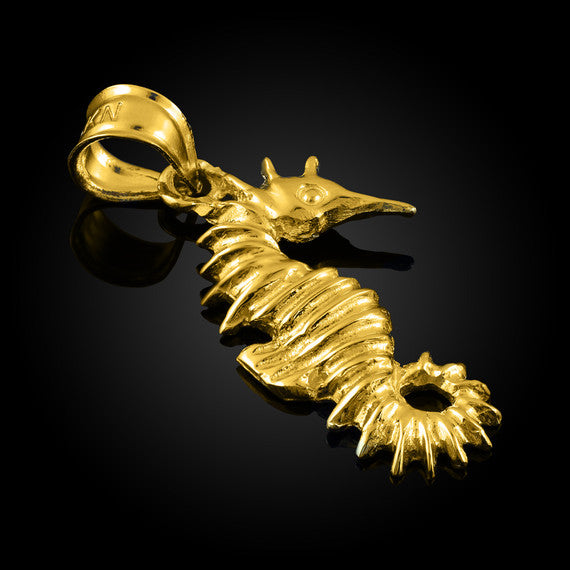 Yellow Gold Seahorse Pendant