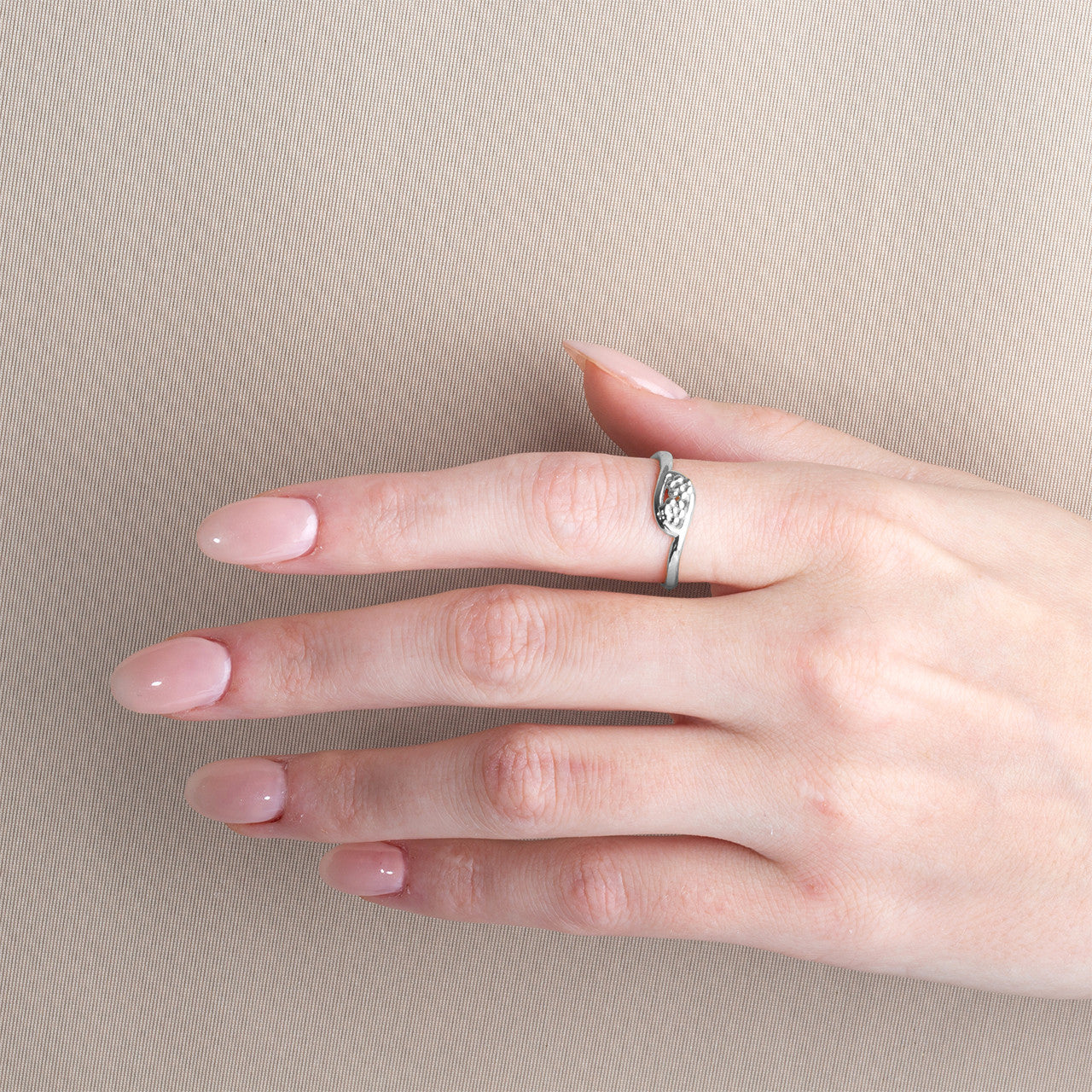 925 Sterling Silver Flower Daisy Band Ring