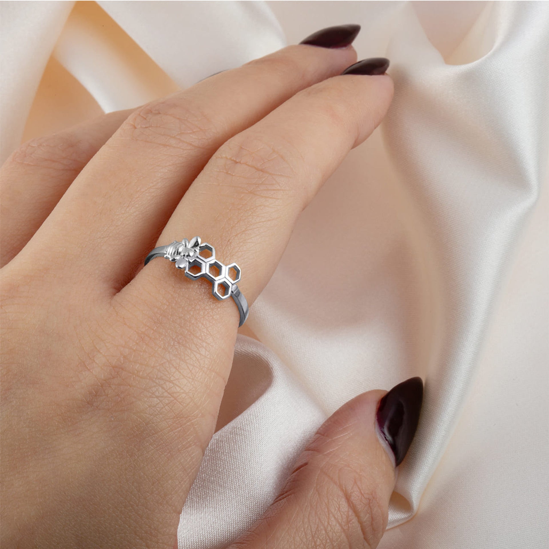 .925 Sterling Silver Honeycomb Bee Ring