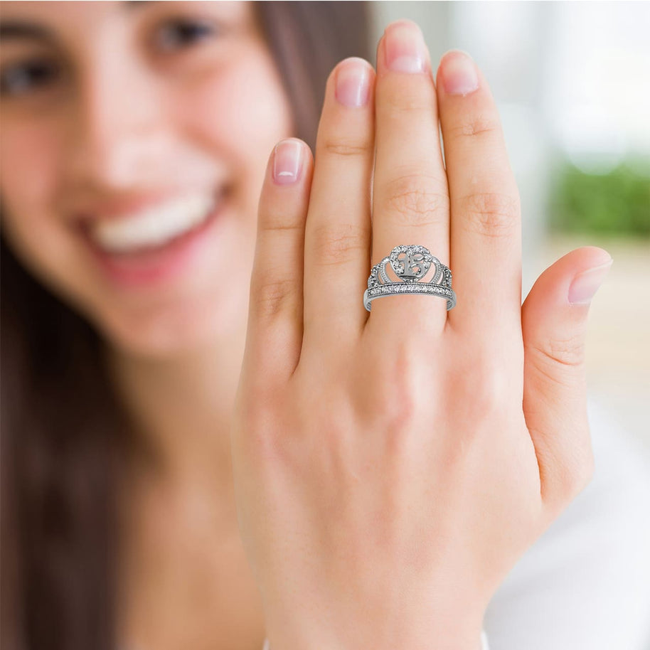 .925 Sterling Silver Cubic Zirconia Heart Crown 15 Años Quinceañera Milgrain Ring