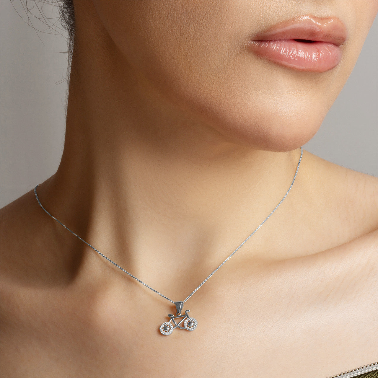 .925 Sterling Silver Bicycle Sports Studded Cycling Pendant Necklace