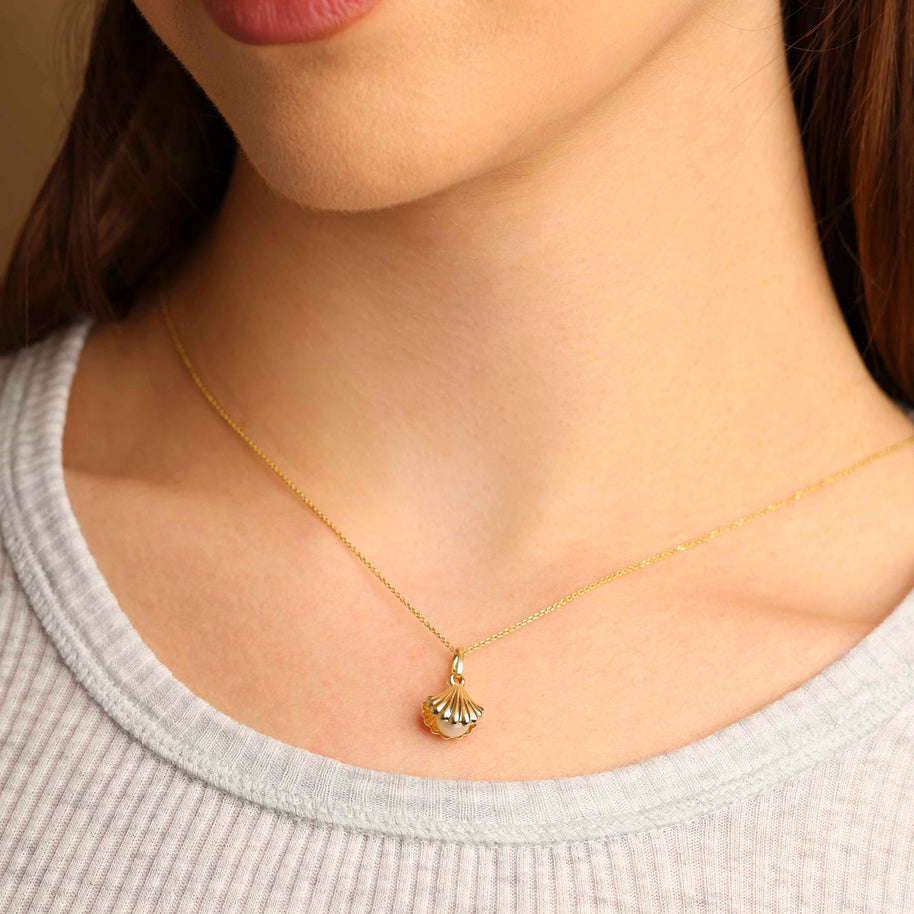 14K Gold Pearl Seashell Necklace