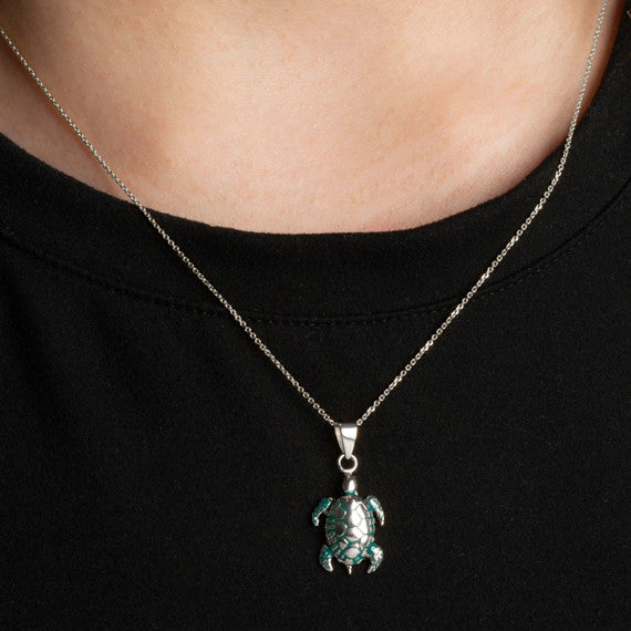 .925 Sterling Silver Green Enamel Sea Turtle Pendant Necklace