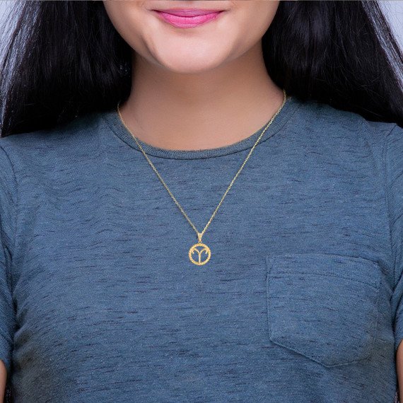 Gold Leo Zodiac Sign In Circle Rope Pendant Necklace - Image 2
