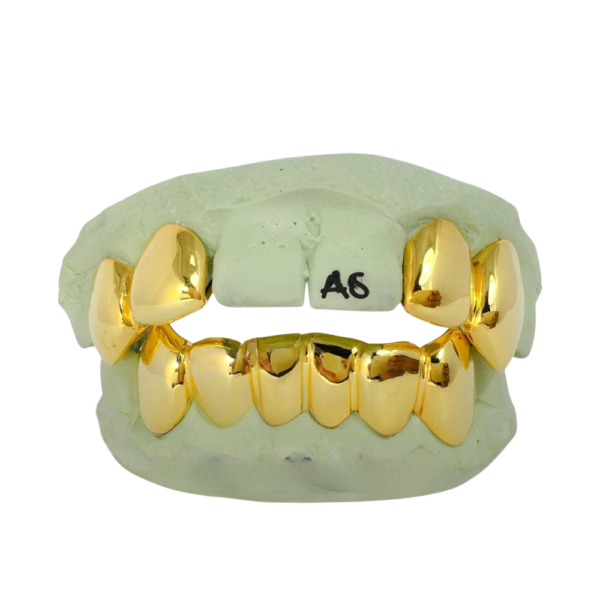 4 Teeth Fangs Top On 6 Teeth Bottom Gold Grillz