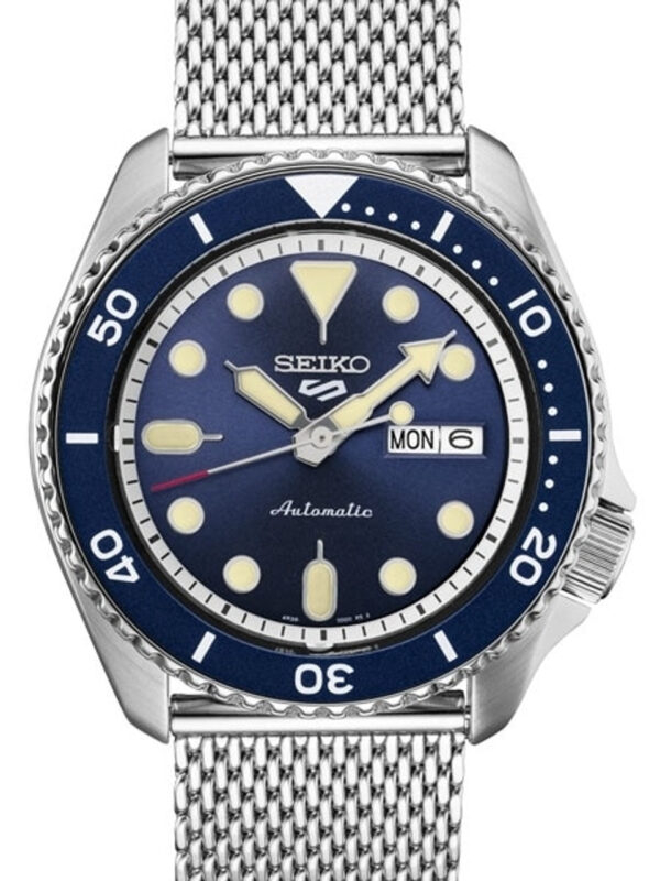 Seiko 5 SRPD71 - Automatic Watch with Blue Dial and Mesh Bracelet