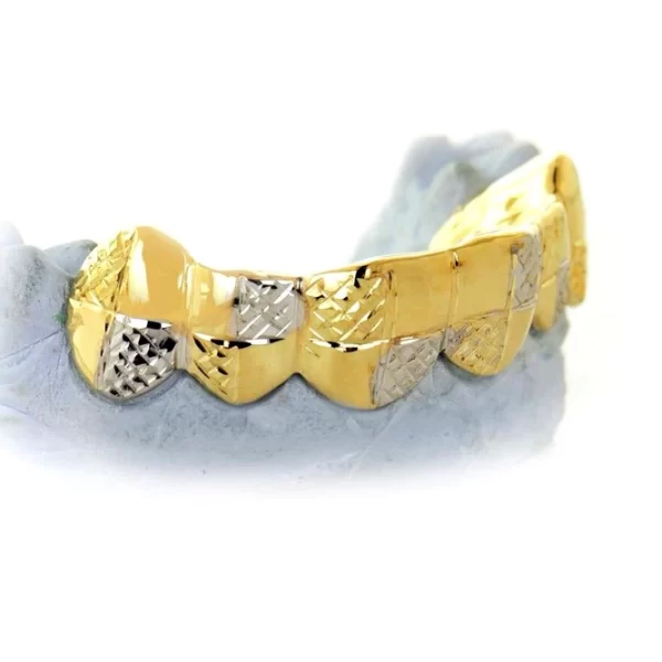 6 Teeth Two-Tone Grillz with Diamond Cuts - Image 2